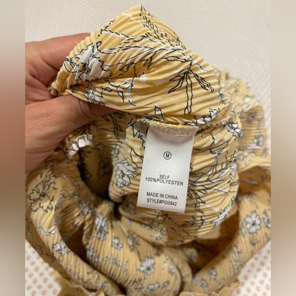 Fashionova- Jil romper (NWOT) - Picture 9 of 15